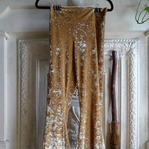 HYC Gold Crushed Velvet Stretch Bellbottoms Flare Pants Stretch Leggings S/M